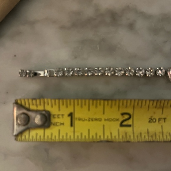 Kramer NY Necklace and Earrings - Picture 3 of 9